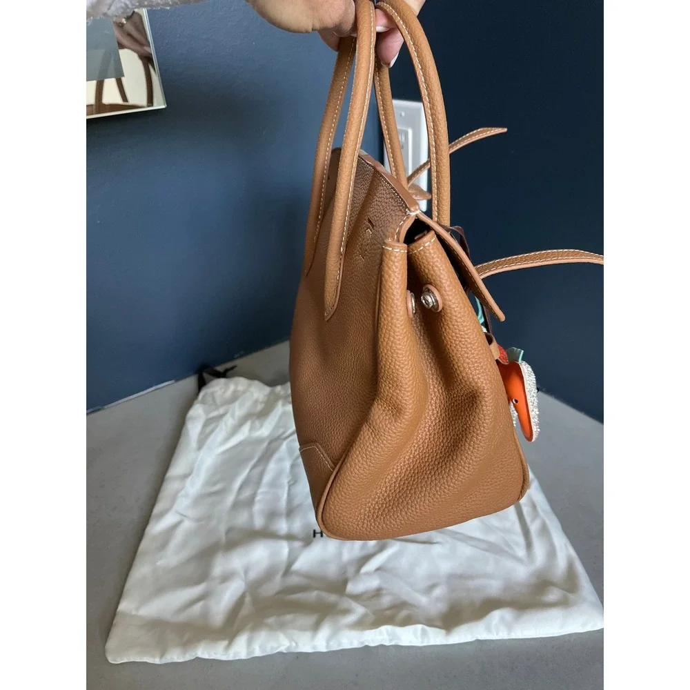 Hoyozi Tan Pebbled Leather Handbag Rhinestone Horse Charm Luxury Tote Boho Chic